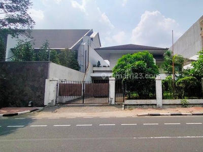 Rumah Puri Indah 5+2 Kamar 543 M2 17.8x30.5 Utara