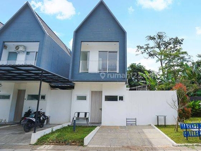 Rumah Seken Siap Huni 2 Lantai di Tangerang Selatan Bisa Nego J9426