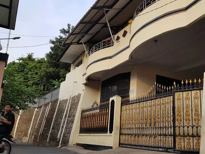 Rumah Sultan Jakarta Timur Dijual Murah Sangat Strategis