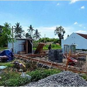 Selatan Kampus UII Yogyakarta, Tanah di Jl. Kaliurang Km.10