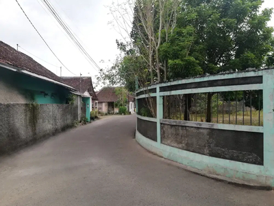 Tanah Kodya Yoyakarta Utara Jl. Godean Dekat Tugu Jogja Dan Malioboro