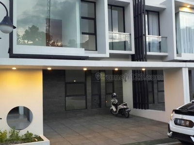 rumah baru asri minimalis tropis di pondok hijau indah, dekat ke surya sumantri, setiabudi, mall PVJ