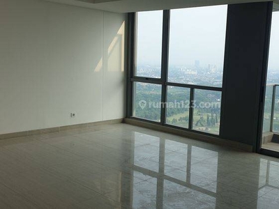 Apartment Millenium Village Karawaci 3+1 Bedroom View Golf