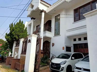 Dijual Cepat Rumah Kokoh Tanah Luas Harga Murah Di Dalam Komplek Di Duren Sawit Jaktim