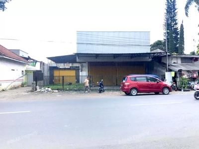 Gudang Luas 0 Jalan Raya Di Karangploso Siap Untuk Usaha, Lokasi Startegis…Lin