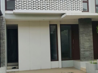 Dijual HARGA MURAH!! Rumah Nyaman dan Siap Huni di Kawasan Cluste