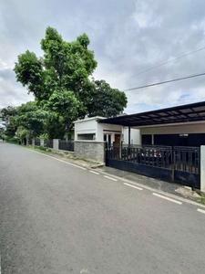 Rumah 1 Lantai Halaman Luas Lokasi Strategis Cipete Gaharu Jakarta Selatan.