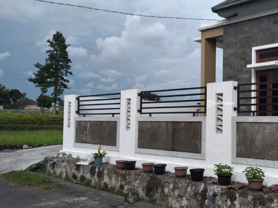 Rumah 3 KT 2 KM Carport Air Sumur Lancar Siap Huni di Dekat RS Manissrenggo - Klaten