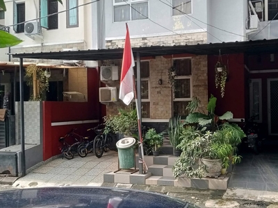 Rumah Bagus di Griya Pesona Rama Jl. Legoso Raya Ciputat Tangerang Selatan