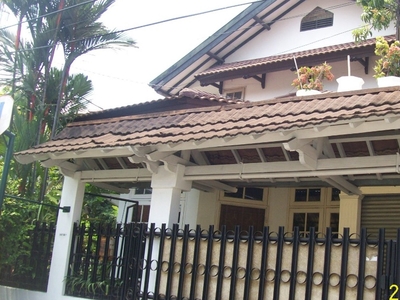 Dijual Rumah Bagus di Sektor 1 Jakarta Selatan,rumah minimalis
