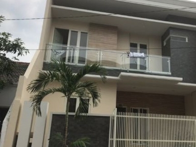 Dijual Rumah Baru Siap Huni Sutorejo Prima, Jalan Paving Rapi Dan