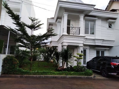 Rumah Dijual Townhouse Siap Huni Cozy 2 Unit Lagi Bebas Banjir