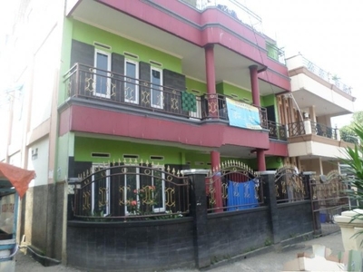Over kredit rumah 2 lantai di Sariwangi Sarijadi sayap Setra Duta/Polban