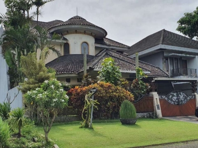 Rumah Mewah Dijual Di Lingkungan Elit Perumahan Araya Malang Gmk01907