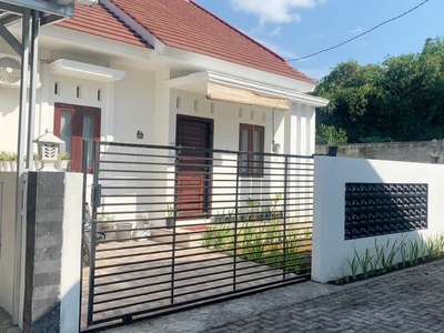 Dijual Rumah Minimalis Furnish Lokasi Dekat Gereja Ganjuran Bantu