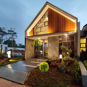 Rumah model Villa Lokasi Strategis Dekat Jalan Baru Polri Suasana Asri view Perbukitan