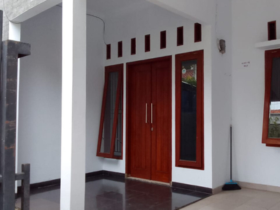 Dijual Rumah Murah Dekat Bintaro Jaya dan Siap Huni @Pondok Aren