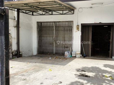 Rumah Tua di Setiabudi Menteng, Jakarta Selatan