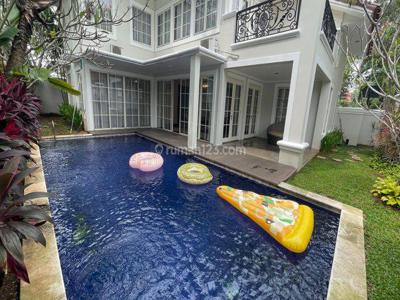 Luxury American Classic House For Lease Lippo Karawaci Area (NEGOTIABLE PRICE)