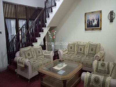 Rumah Siap Tempati Di Jl. Villa Aster Blok B, Banyumanik, Semarang