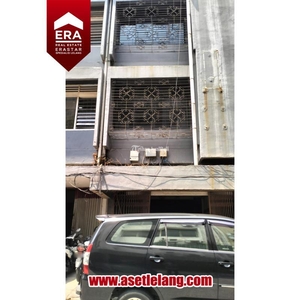 Dijual Ruko 3 Lantai, Jl. Pangeran Jayakarta 141, Sawah Besar LT82 SHGB - Jakarta Pusat