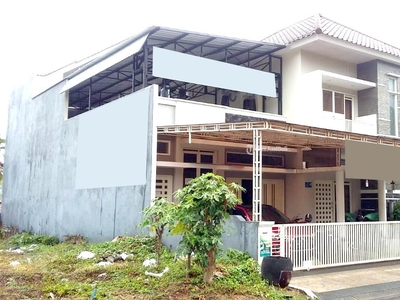 Dijual Rumah 12 Kamar Tidur di Daerah Tidar 7 Kamar Mandi - Malang