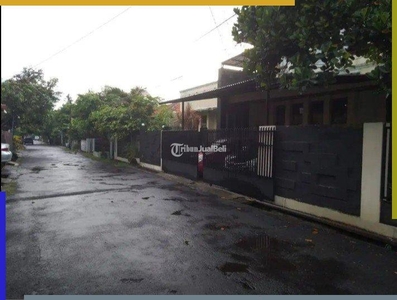Dijual Rumah 2 Muka LT424 LB500 5KT 5KM di Dearah Pusat Usaha Arcamanik Endah Dkt Antapani - Bandung