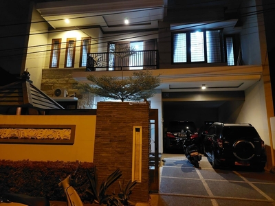 Dijual Rumah Full Furnished LT203 LB270 3KT 3KM Di Kawasan Gatot Subroto Tengah - Denpasar Bali