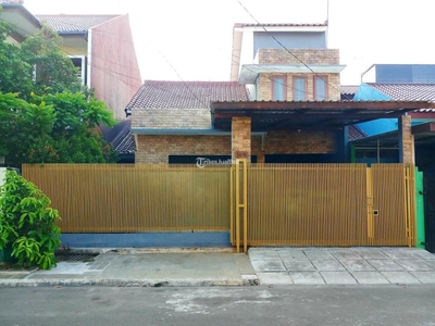 Dijual Rumah LB130 LT180 4KT 2KM Legalitas SHM Siap Huni - Jakarta Timur