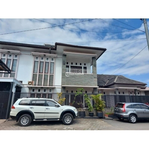 Dijual Rumah Mewah 2 Lantai Exclusive Readystok Tipe 350/269 6KT 4KM Full Furnished di Margahayu - Bandung Kota Jawa Barat