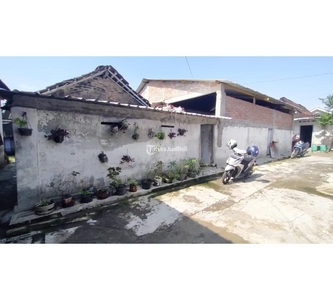 Dijual Tanah 175m2 Posisi Hook Murah Bonus Bangunan Dekat Jalan Adi Sucipto Colomadu - Solo Jawa Tengah