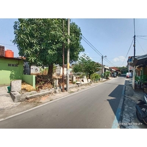 Dijual Tanah LT248m Strategis dekat Kampus UMS Solo Area Kos dan Komersil - Solo Jawa Tengah