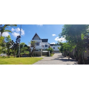 Dijual Villa Ekslusif Ungasan Tipe 150/1703KT 2KM Privasi Total, Pemandangan Laut Spektakuler dan Fasilitas Mewah - Badung Bali