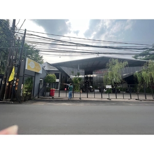 Jual Rumah Bekas Cocok Buat Usaha Futsalcafe Pinggir Jalan Sebelah Binus Serpong – Tangerang Selatan