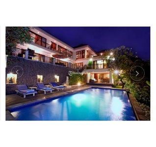 Jual Villa Tembaga LT 600m / LB 250m 3 Lantai 3KT dengan Swiming Pool - Badung Bali
