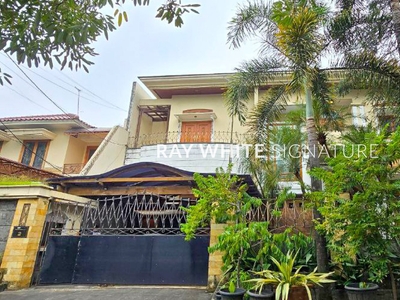 Dijual Dijual Rumah Mewah Bentuk Hook di Jl Brawijaya Kebayoran B