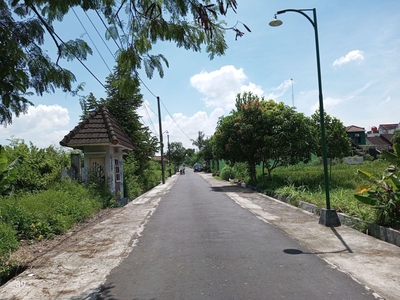 Tanah dekat Jalan Damai, Kaliurang km 7 , SHM Pekarangan