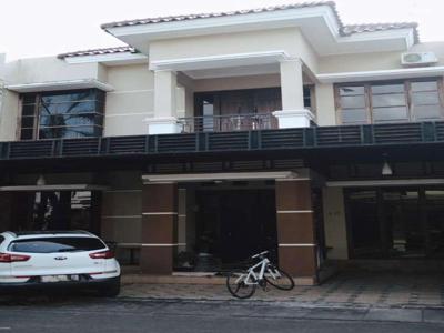 FOR SALE Rumah 10 x 18 meter (termasuk perabotan)