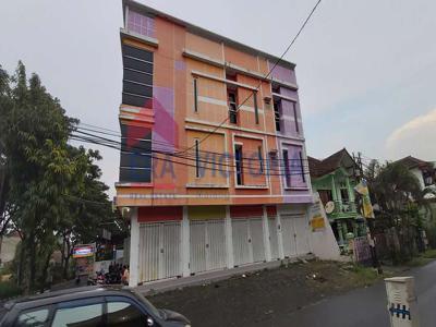 Ruko Jual 3 Lantai Di Komplek Ruko Sawojajar, Jalan Poros, Area Ramai