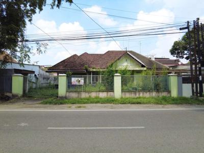 Rumah Tua di Jalan Multatuli