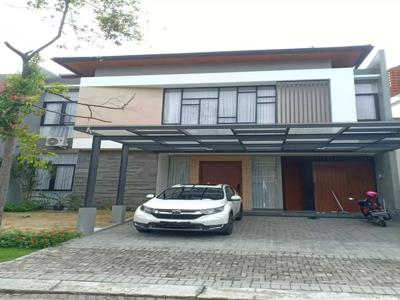 VIEW DANAU! Rumah Mewah di Kota Baru Parahyangan Padalarang Bandung