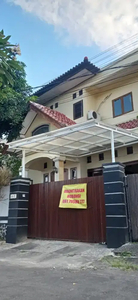 Dikontrakkan Rumah 2 Lantai