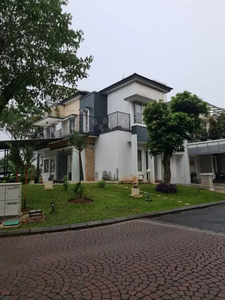 RUMAH HOEK FULL FURNISHED DI CLUSTER CHALCEDONY PHG GADING SERPONG