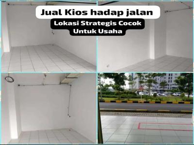 Jual Kios di Apartemen Bassura City hadap jalan strategis untuk usaha