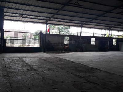 TURUN HARGA Disewakan gudang/workshop siap pakai luas 400m² di Depok