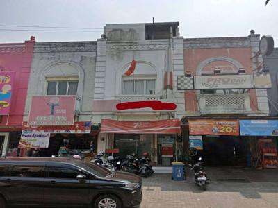 Dijual Ruko ex-Bank, 2.5 Lantai Di Bintara, Bekasi Barat.