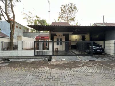 Disewakan / For Rent / Rumah semi Furnish di pusat kota Serang