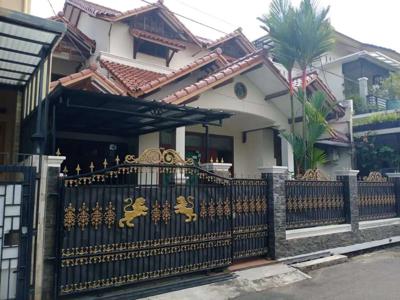 Rumah Bawah Pasaran Komplek Nyaman Strategis Antapani Kota Bandung