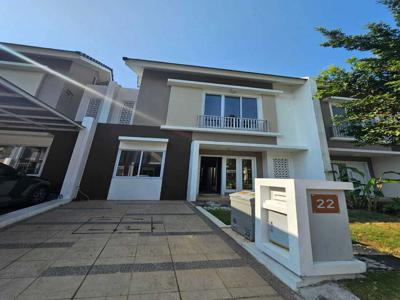 Rumah Cantik Full Furnished Summarecon Bandung Cynthia