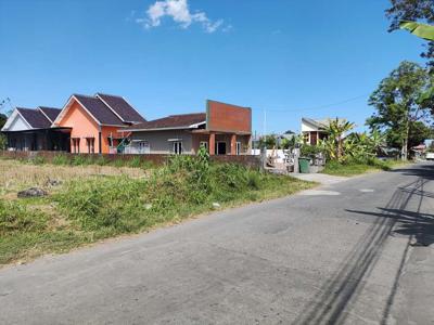 Tanah Dijual Jogja 700 Meter Jl Magelang, Tepi Aspal